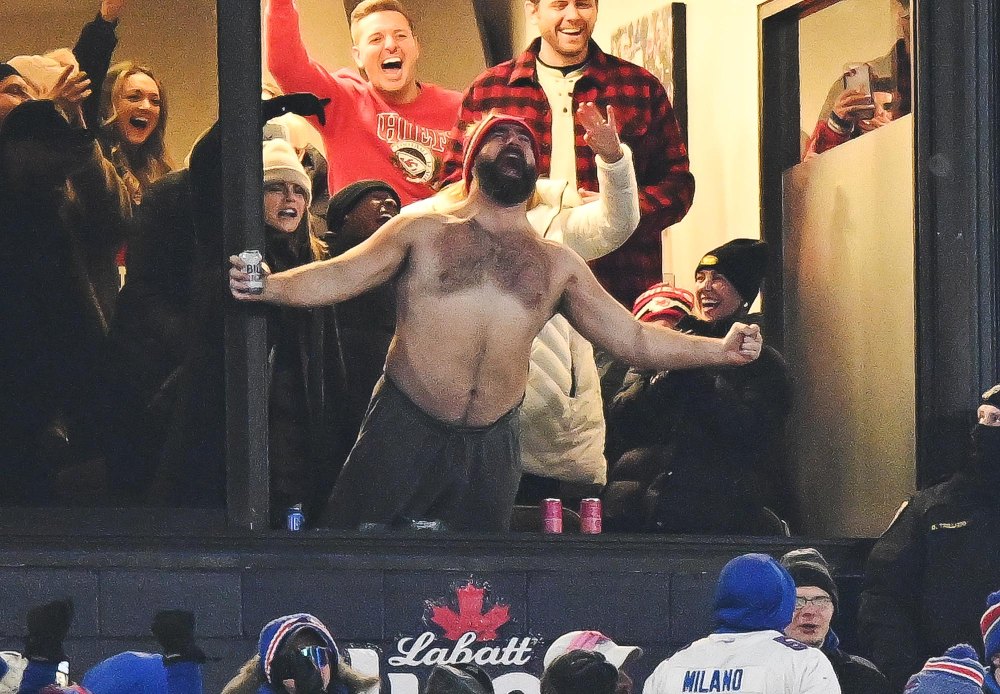 Donna Kelce Was Not at All Surprised When Son Jason Kelce Went Shirtless at Chiefs vs. Bills Game 129